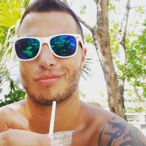 Meet your Posher, Scott